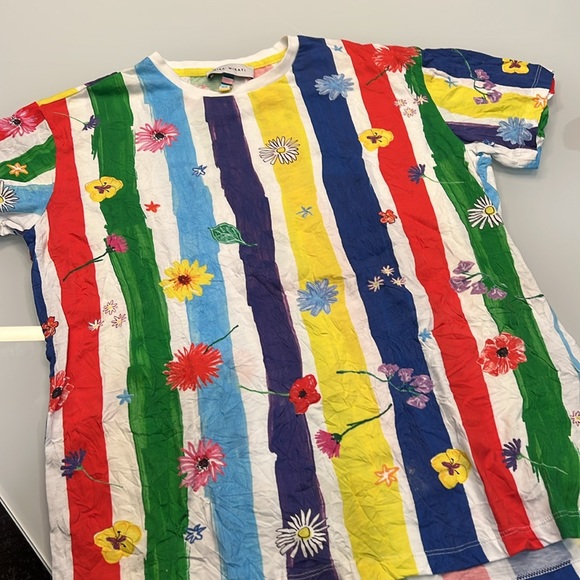 Mira Mikati colorful T-shirt - Picture 5 of 5